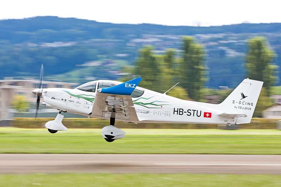 Launch of the E-Sling for its successful first flight on September 19, 2022, in Dübendorf, Switzerland.
